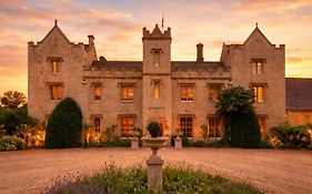 Weston Manor Hotel